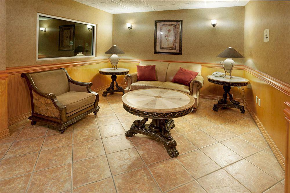 Holiday Inn Express Hotel And Suites Brownsville By Ihg Номер фото