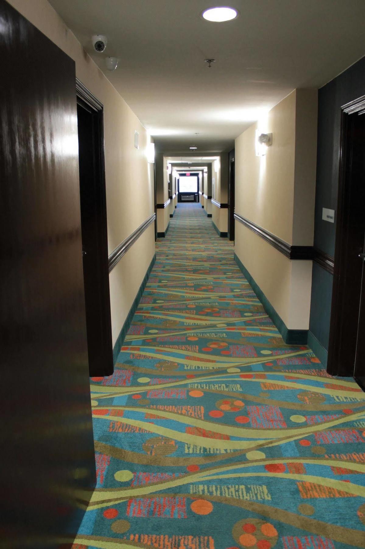 Holiday Inn Express Hotel And Suites Brownsville By Ihg Экстерьер фото