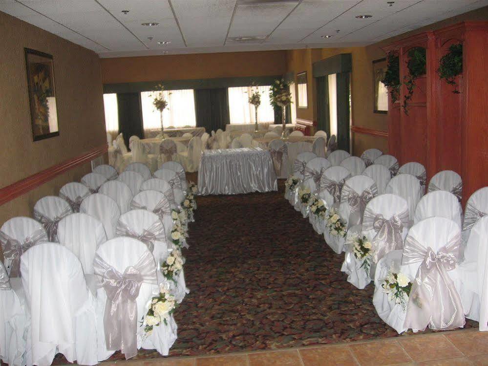 Holiday Inn Express Hotel And Suites Brownsville By Ihg Удобства фото
